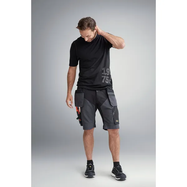 Snickers Workwear shorts 6904 mgrå/sort bilde